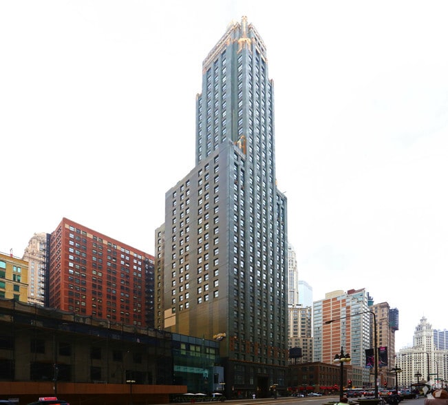 More Photos Of 230 N Michigan Ave, Chicago Hotel For Lease