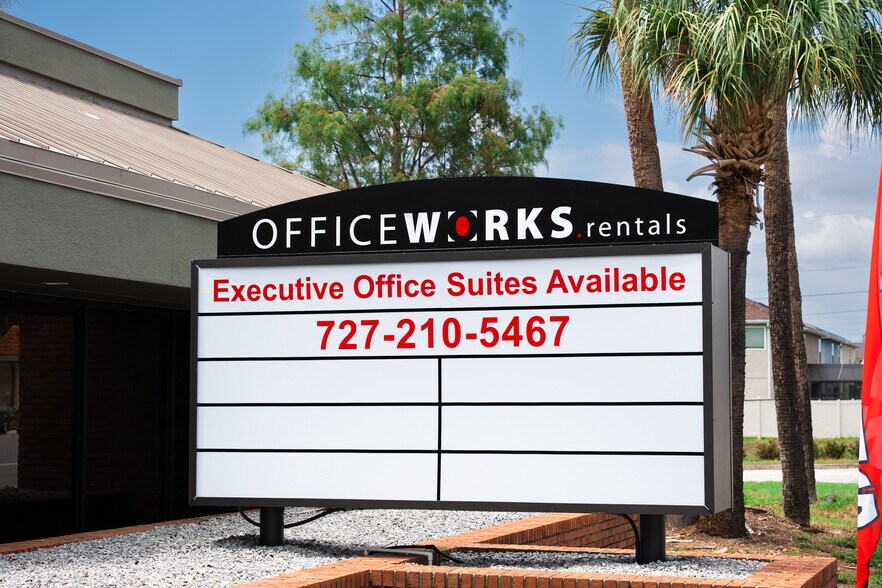More Photos Of 5666 Seminole Blvd, Seminole Office For Sale