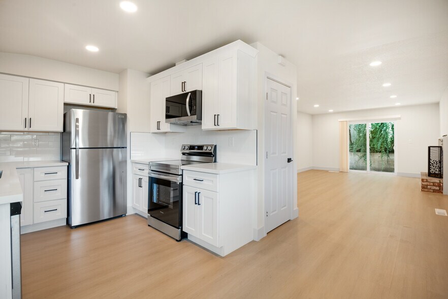 More Photos Of 10178 Alpine Dr, Cupertino Apartments For Sale
