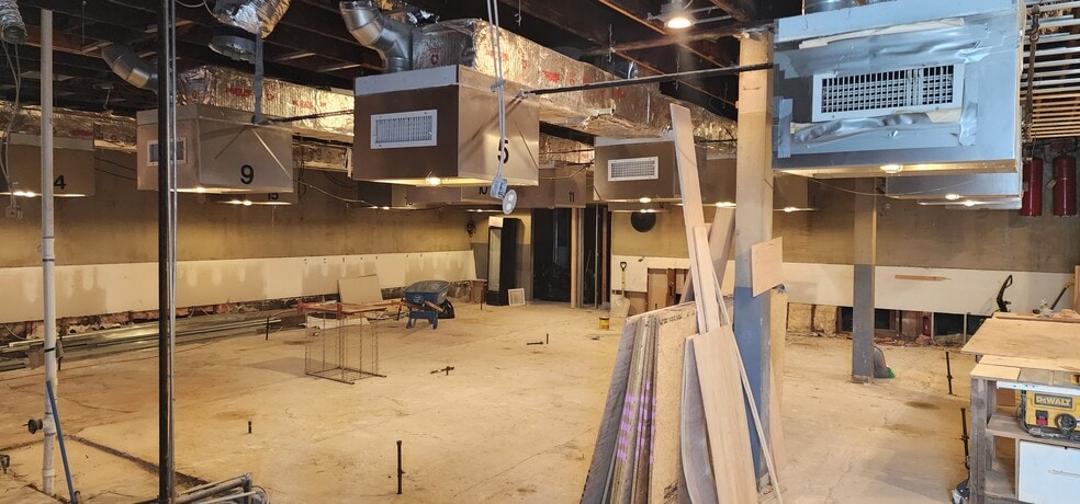More Photos Of 320 Bergen Blvd, Fairview Restaurant For Lease