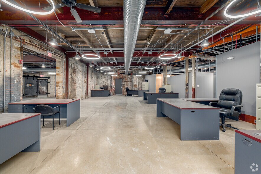 More Photos Of 1720 Columbus Rd, Cleveland Office Residential For Sale