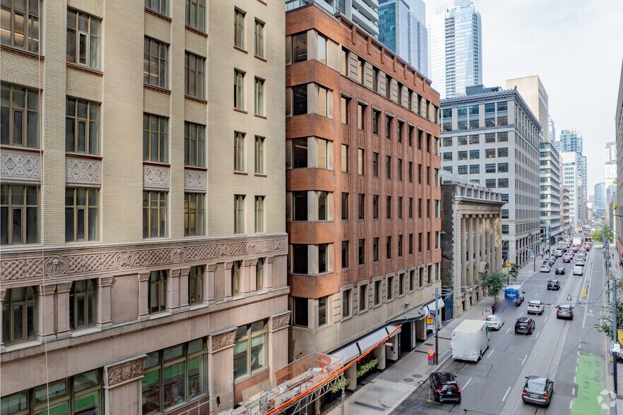 More Photos Of 67 Richmond St W, Toronto Office For Lease