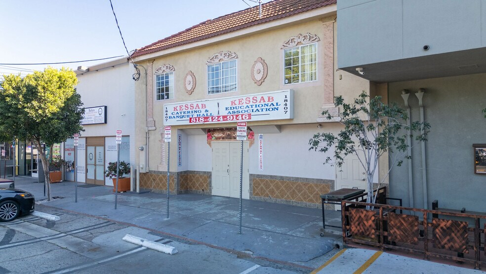 More Photos Of 18407 Sherman Way, Reseda Office For Sale