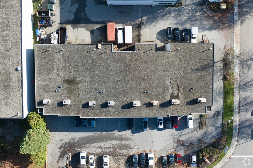 More Photos Of 51B-61a Fawcett Rd, Coquitlam Showroom For Lease