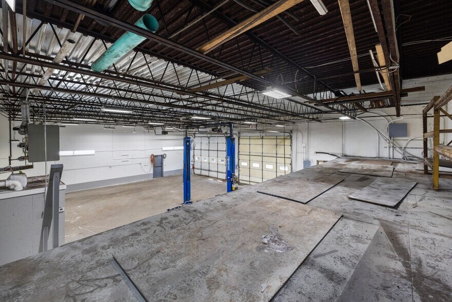 More Photos Of 30 Starr St, Johnston Warehouse For Lease