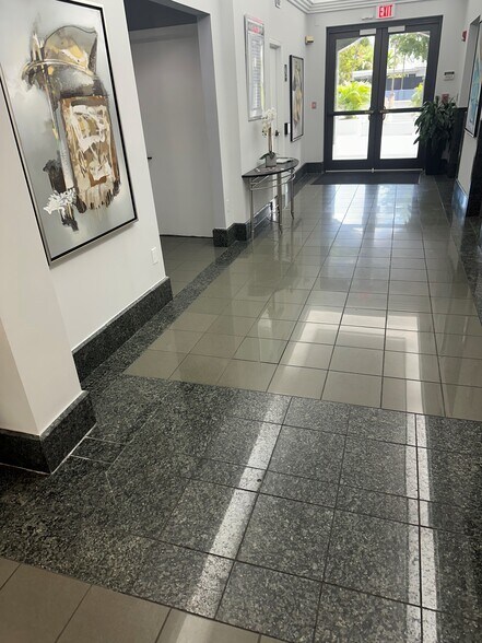 More Photos Of 2121 SW 3rd Ave, Miami Office For Lease