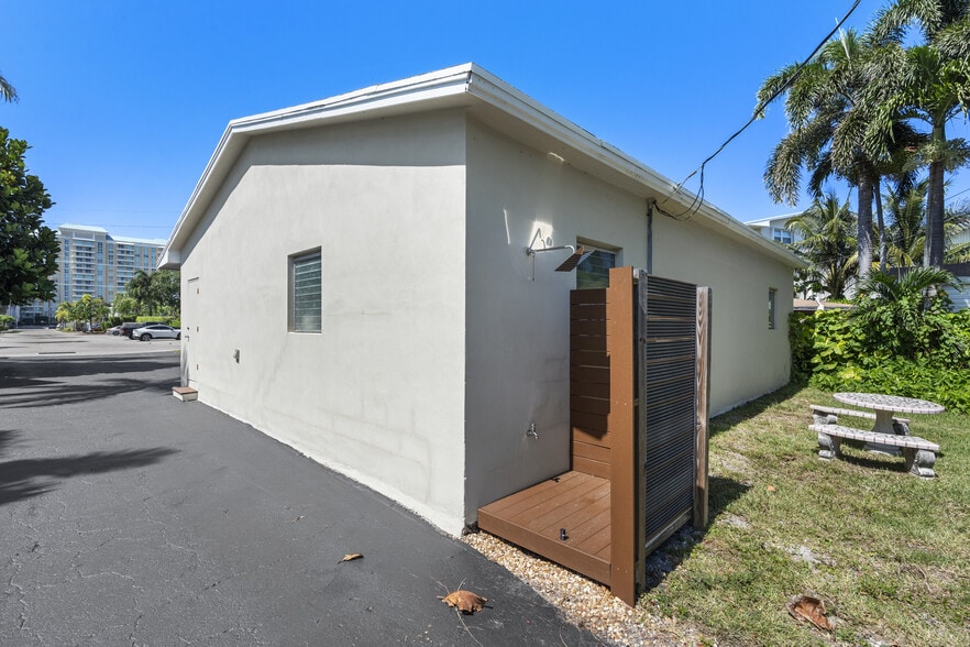 More Photos Of 640 SE 2nd Ave, Boynton Beach Apartments For Sale