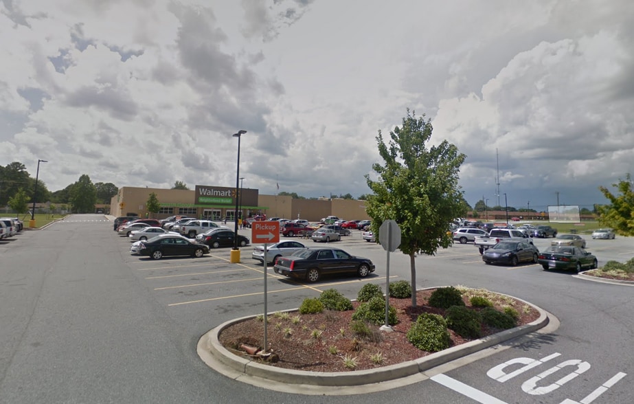 More Photos Of 507-577 N Houston Rd, Warner Robins General Retail For Sale