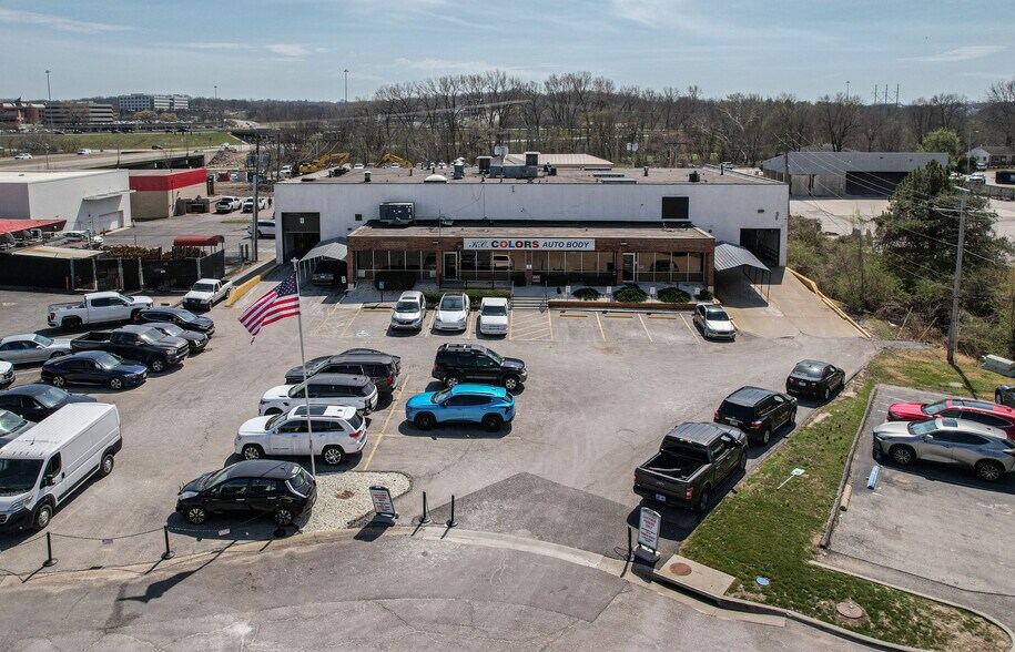 More Photos Of 2005-2007 W 103rd Ter, Leawood Service For Sale