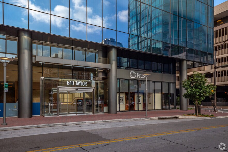 More Photos Of 640 Taylor St, Fort Worth Office For Lease