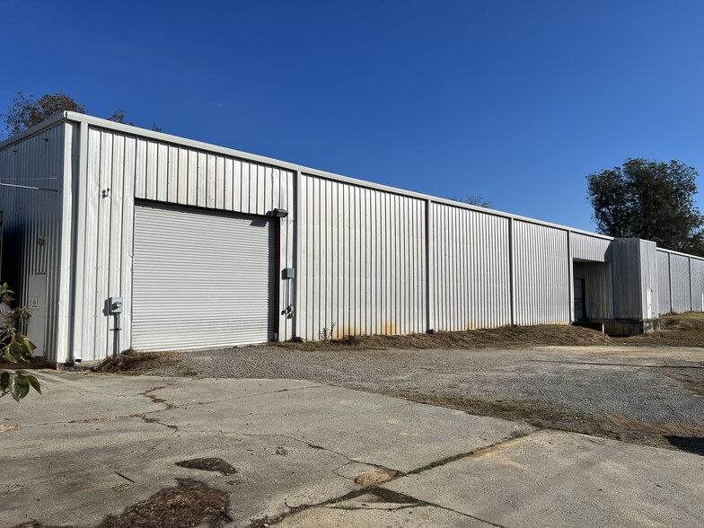 Primary Photo Of 409 Court st, Wrightsville Warehouse For Lease