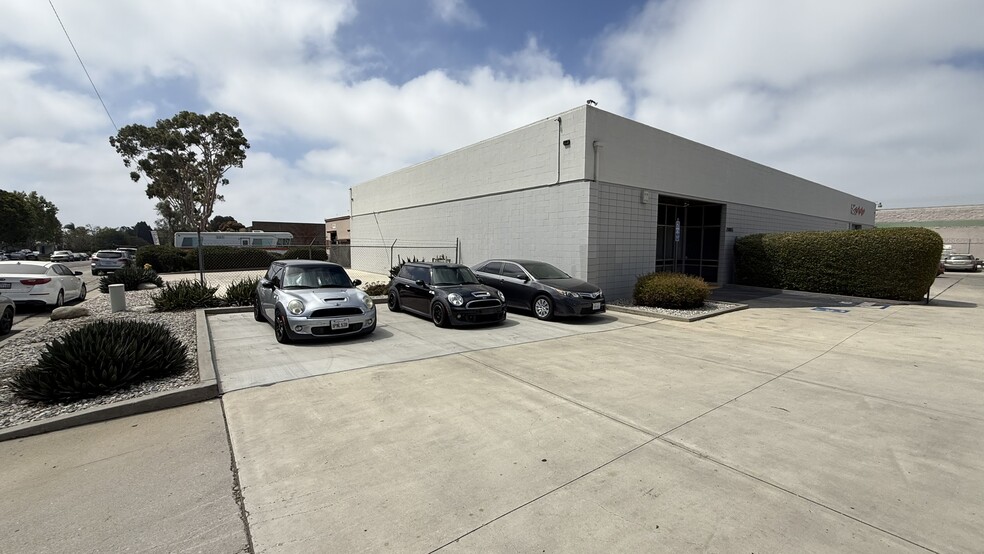 Primary Photo Of 2005 Palma Dr, Ventura Warehouse For Lease