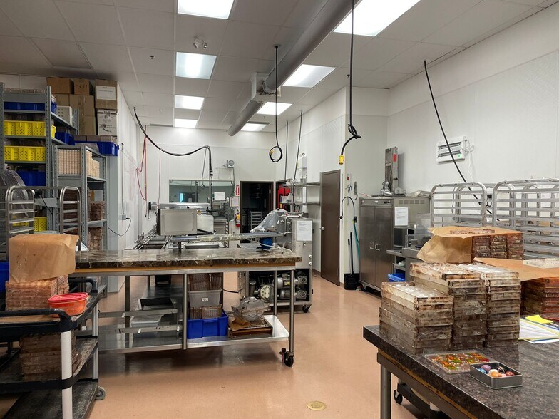 More Photos Of 31060 Peardonville Rd, Abbotsford Warehouse For Sale