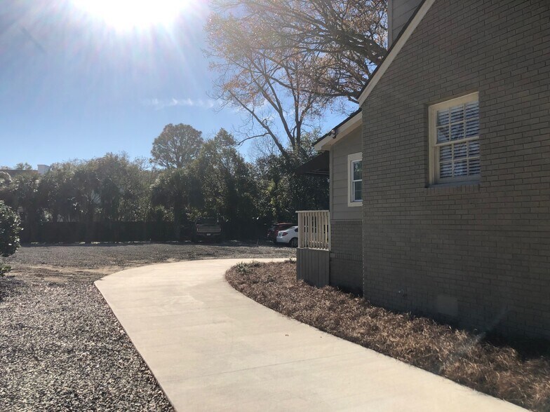 More Photos Of 513 Savannah Hwy, Charleston Medical For Lease