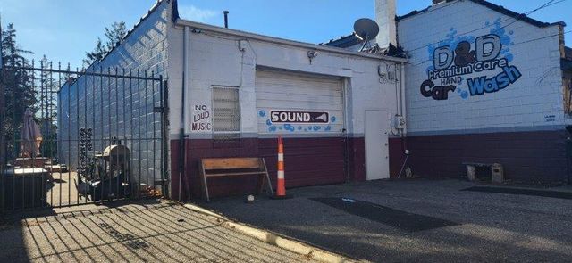 More Photos Of 8540 W McNichols Rd, Detroit Carwash For Sale