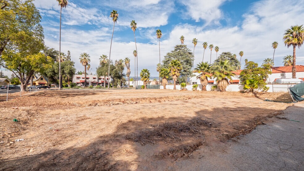 More Photos Of 317 Brookside Ave, Redlands Land For Sale