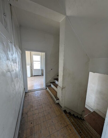 More Photos Of 601-609 NE Perry Ave, Peoria Apartments For Sale