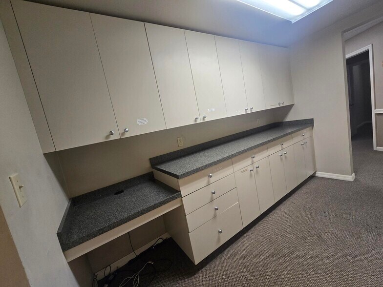 More Photos Of 4091 Colonial Blvd, Fort Myers Office Residential For Sale