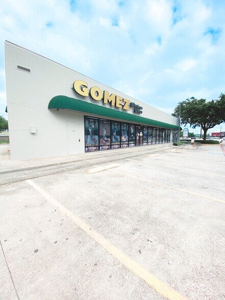 More Photos Of 20220-20070 Highway 59 N, Humble Unknown For Lease