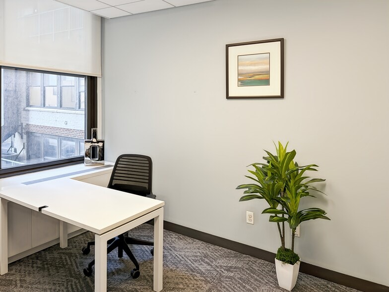 More Photos Of 14 Penn Plaza, New York Coworking Space