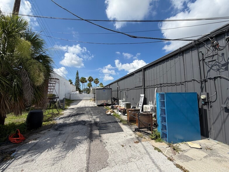 More Photos Of 5983 49th St N, Saint Petersburg Storefront Retail Office For Sale