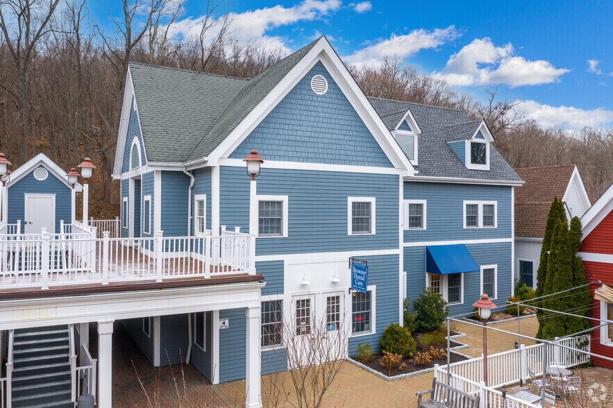 More Photos Of 400 Clock Tower Commons, Brewster Village Medical For Lease