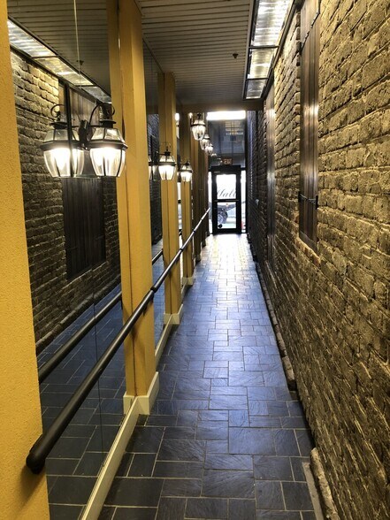 More Photos Of 192 E Bay St, Charleston Office Residential For Lease