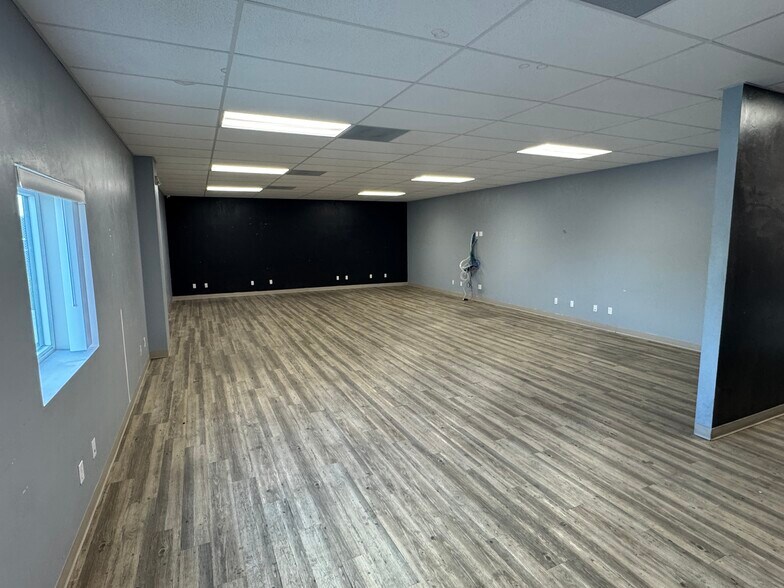 More Photos Of 3777 Ironbridge Blvd, Fort Myers Unknown For Lease