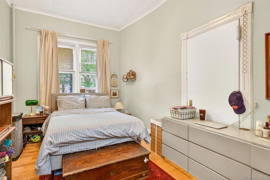 More Photos Of 34 Sutton St, Brooklyn Apartments For Sale
