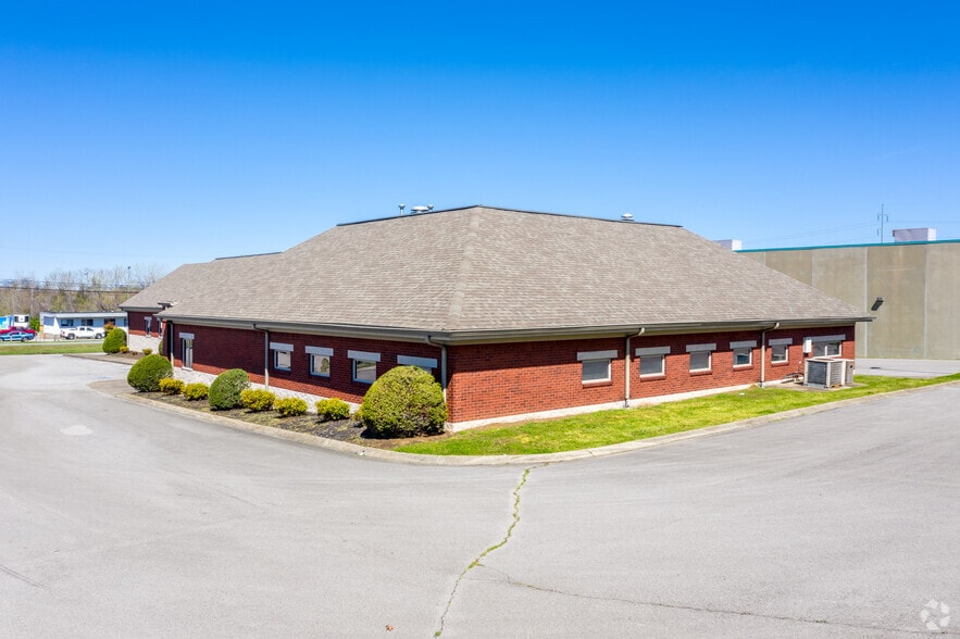 More Photos Of 1227 Heil Quaker Blvd, La Vergne Office For Lease