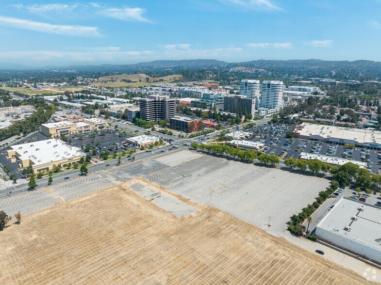 More Photos Of 6633 Canoga Ave, Canoga Park Land For Sale