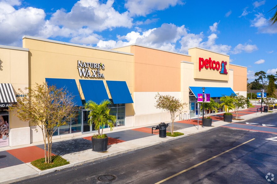 More Photos Of 3208 N John Young Pky, Kissimmee Unknown For Lease