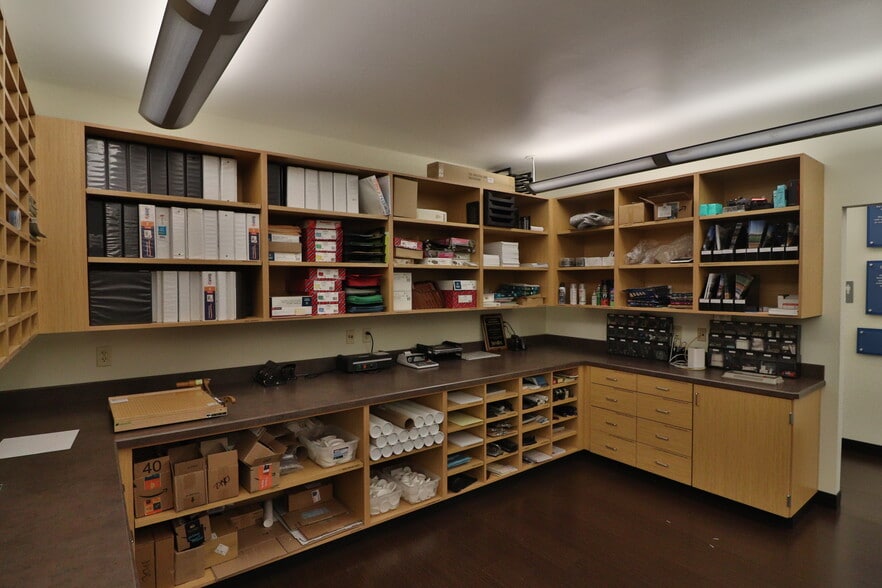 More Photos Of 502 33rd St, Cody Medical For Sale