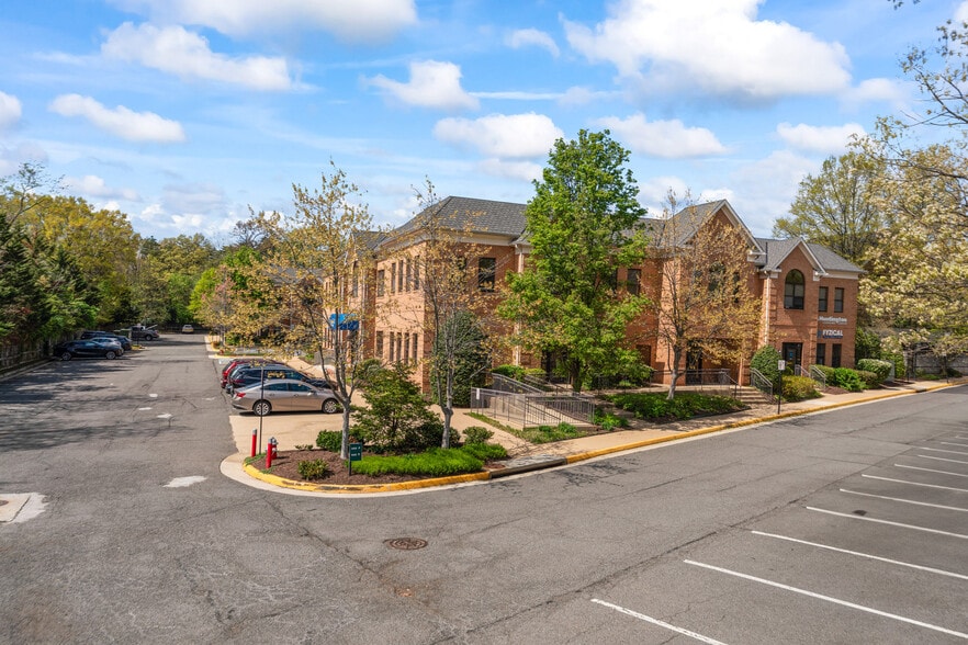 More Photos Of 6408 Grovedale Dr, Franconia Medical For Sale