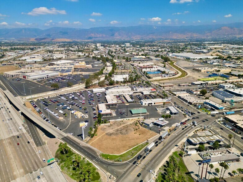 More Photos Of 560 West Orange Show Rd, San Bernardino Land For Lease