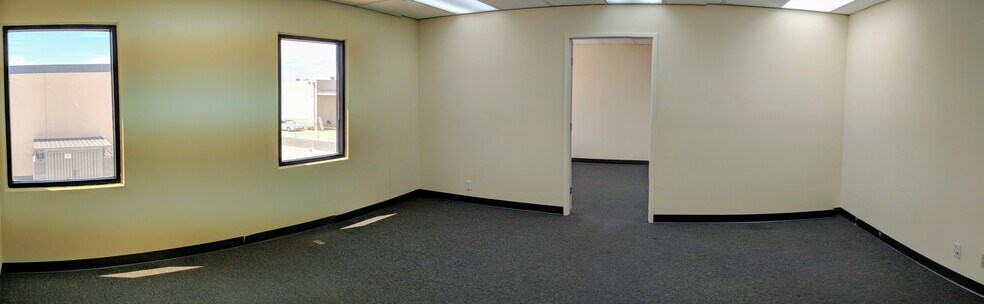 More Photos Of 11137 E Rush St, South El Monte Manufacturing For Lease