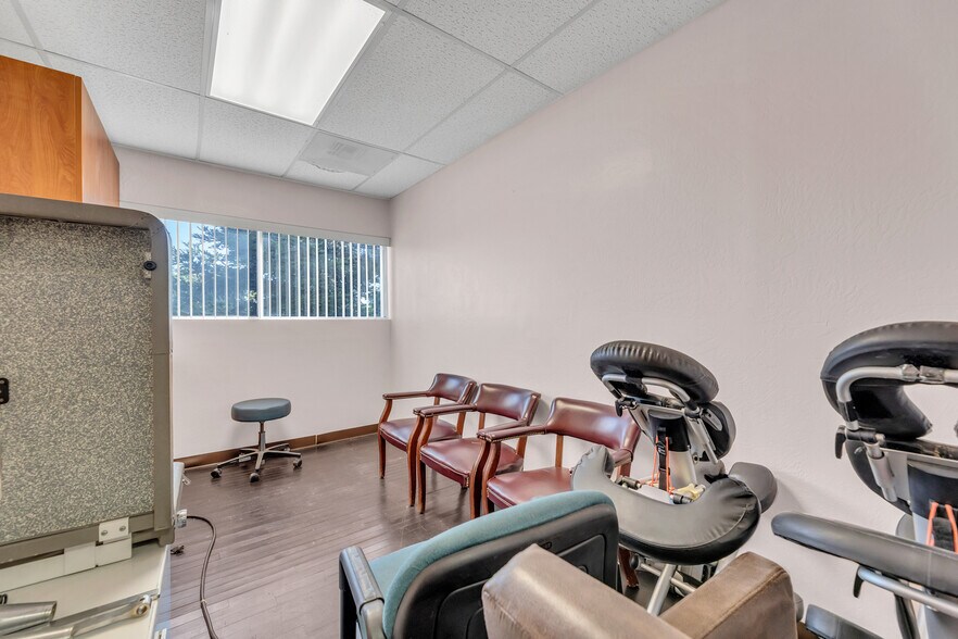 More Photos Of 515 Michigan Blvd, West Sacramento Medical For Sale