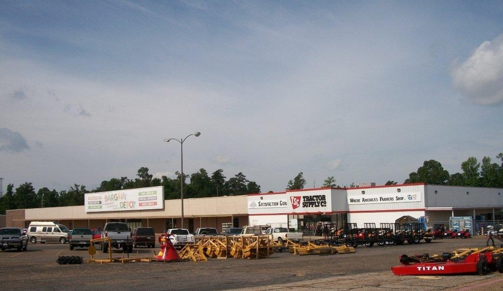 Primary Photo Of 5101 N State Line Ave, Texarkana Unknown For Lease