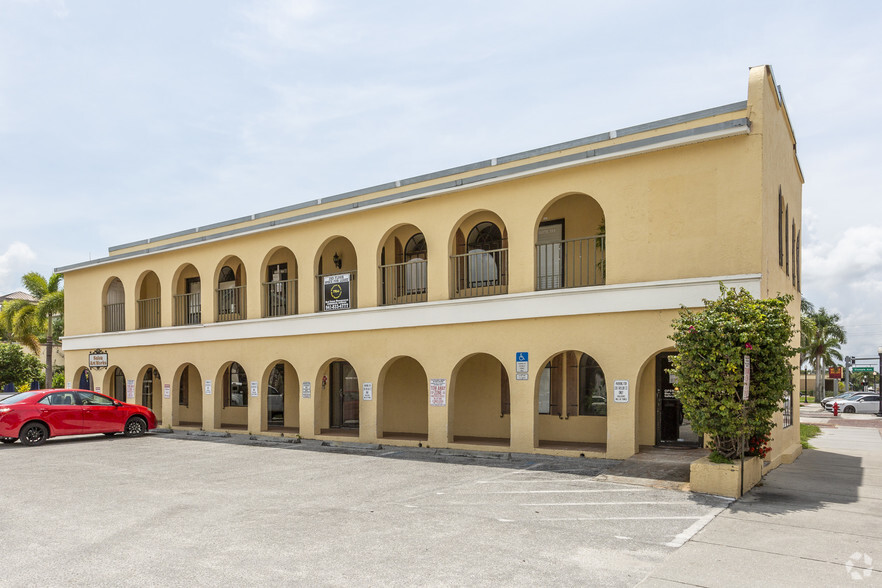 Primary Photo Of 210 Taylor St, Punta Gorda Office For Lease