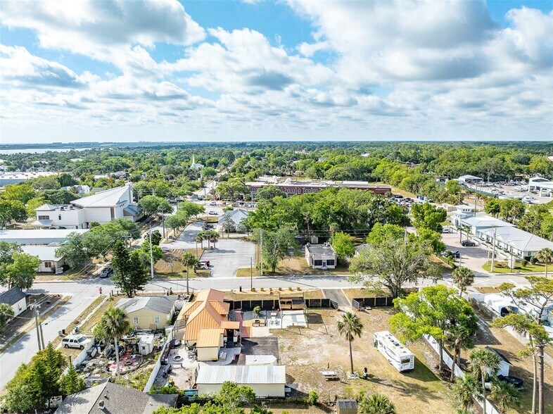 More Photos Of 403 Herbert St, Port Orange Specialty For Sale