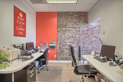 More Photos Of 3721 S Kingshighway Blvd, Saint Louis Office For Lease