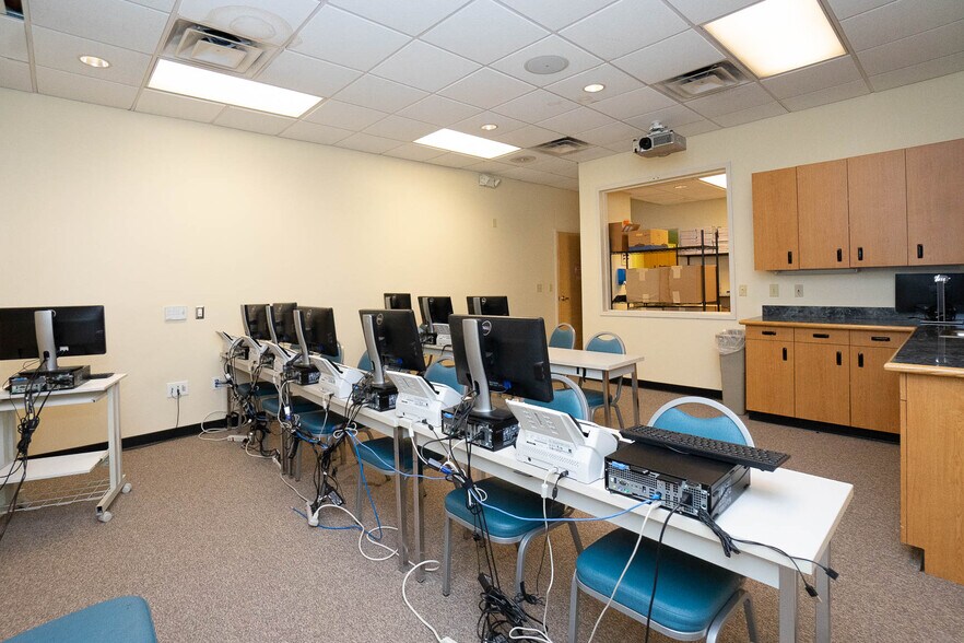 More Photos Of 211 Millard Farmer Ind Blvd, Newnan Medical For Sale
