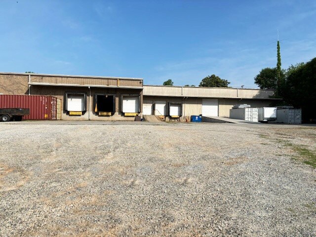 More Photos Of 846 N Highway 25 Byp, Greenville Warehouse For Lease