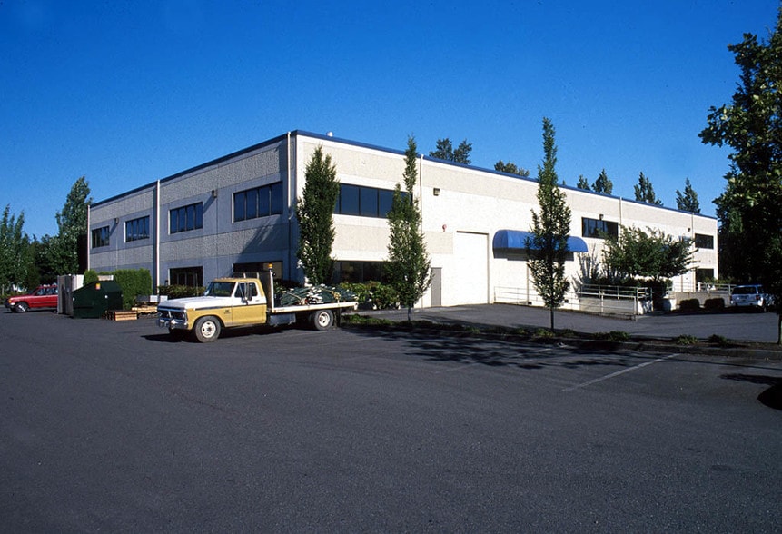 More Photos Of 17725 NE 65th St, Redmond Manufacturing For Lease