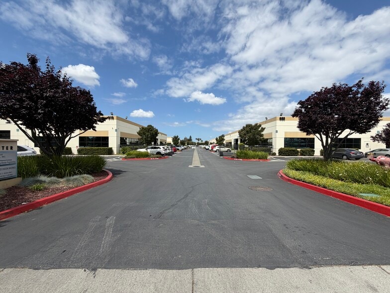 More Photos Of 925 Berryessa Rd, San Jose Manufacturing For Sale