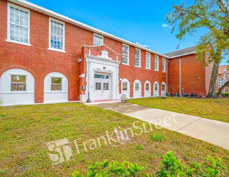 More Photos Of 1090 10th St N, Saint Petersburg Apartments For Sale