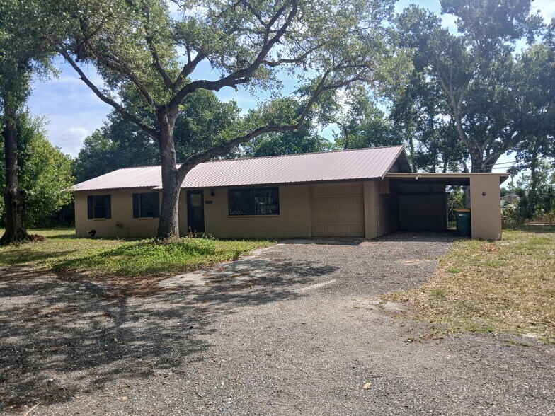 Primary Photo Of 2156 W King St, Cocoa Service For Sale