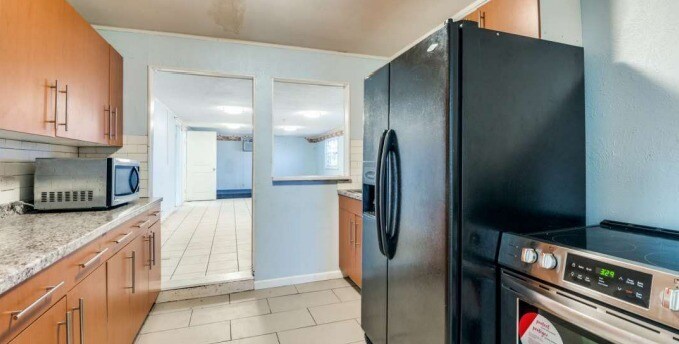 More Photos Of 711 W Dickey Rd, Grand Prairie Religious Facility For Sale