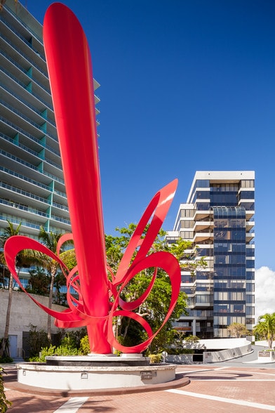 More Photos Of 2665 S Bayshore Dr, Coconut Grove Office For Lease