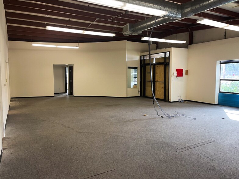 More Photos Of 11 W Barham Ave, Santa Rosa Industrial For Sale